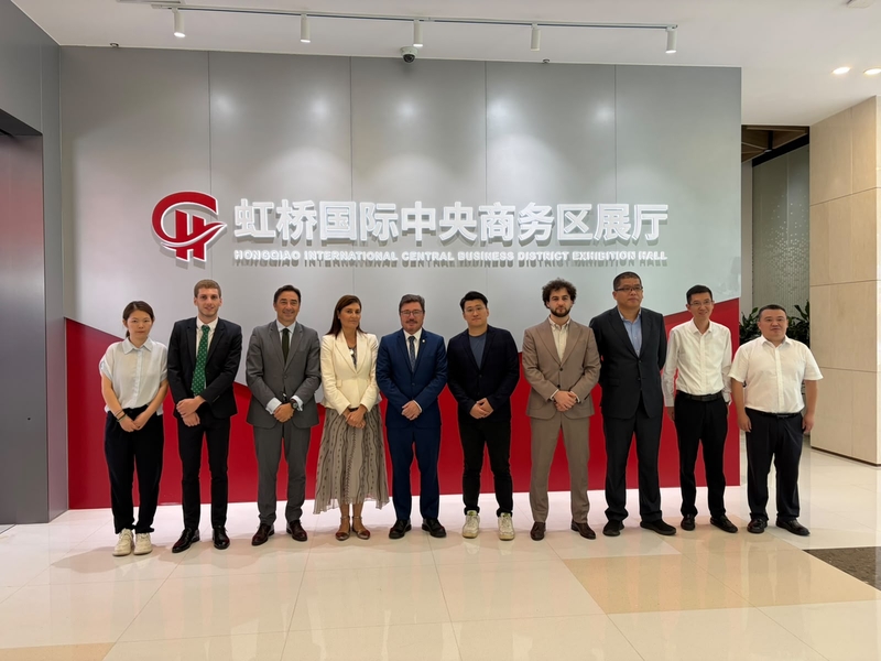 Santamaría presenta en Shanghái las oportunidades de inversión de Extremadura 