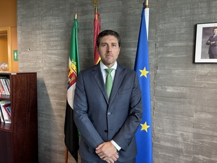 Alberto Luján, director general de FP: ''El futuro de la Formación Profesional debe ser flexible y orientado al mundo laboral''